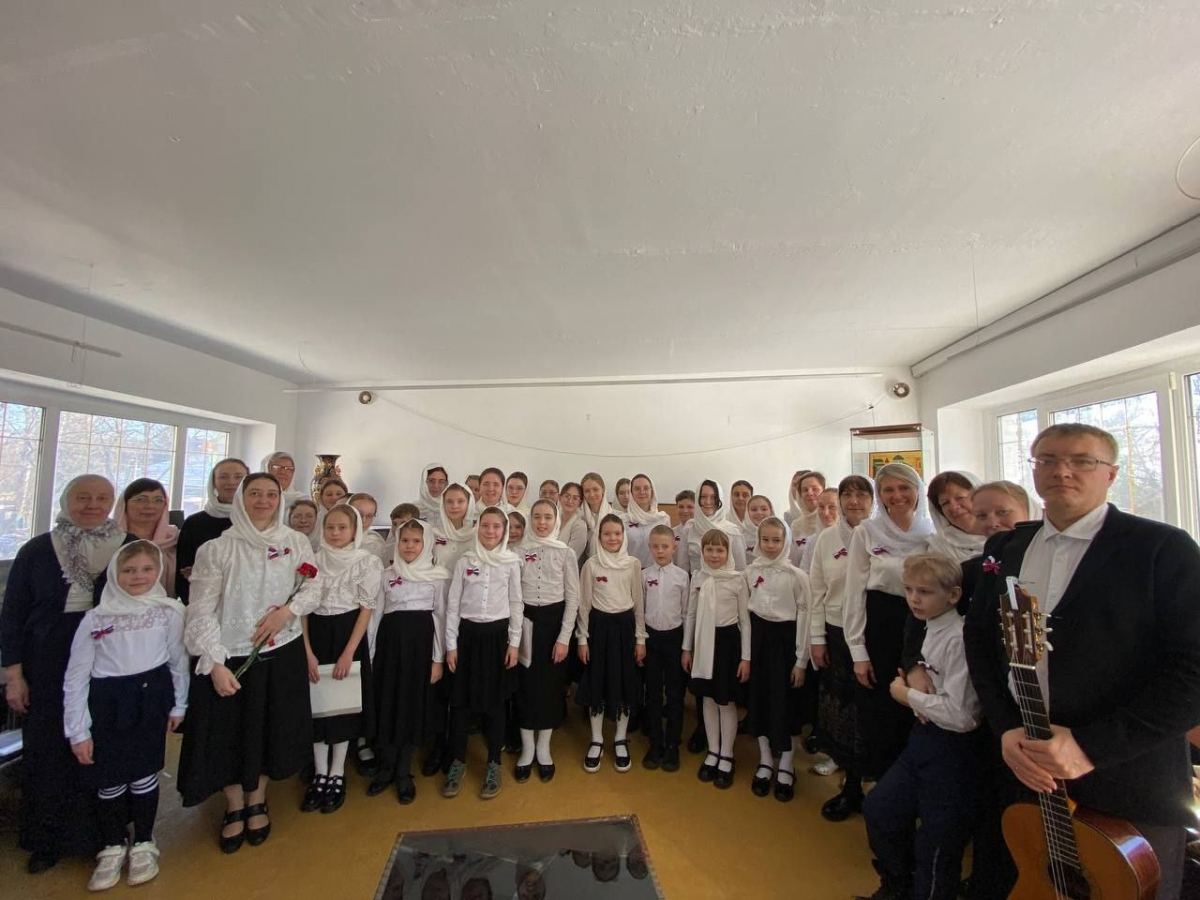 Концерт детско-юношеского хорового коллектива воскресной школы Успенского собора